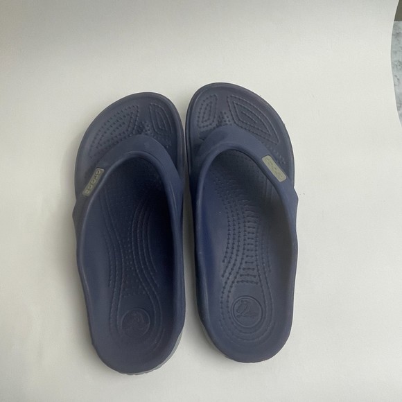croc blue thong sandal size 4 m- 6W - Picture 4 of 10